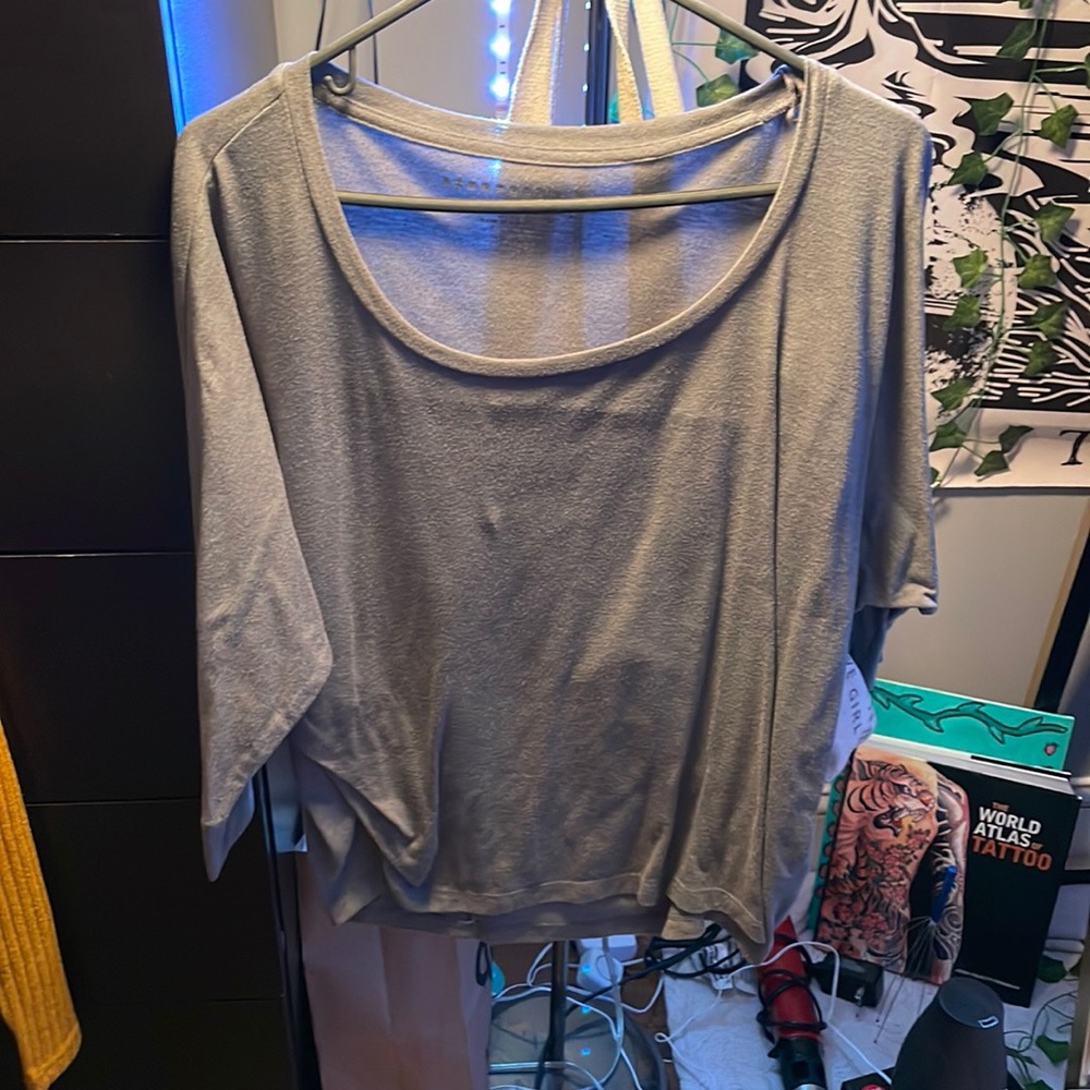 Women’s long sleeve